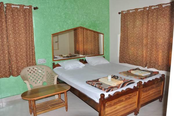 Manju Guest House Хампи Экстерьер фото