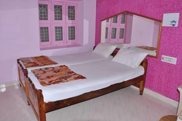 Manju Guest House Хампи Экстерьер фото